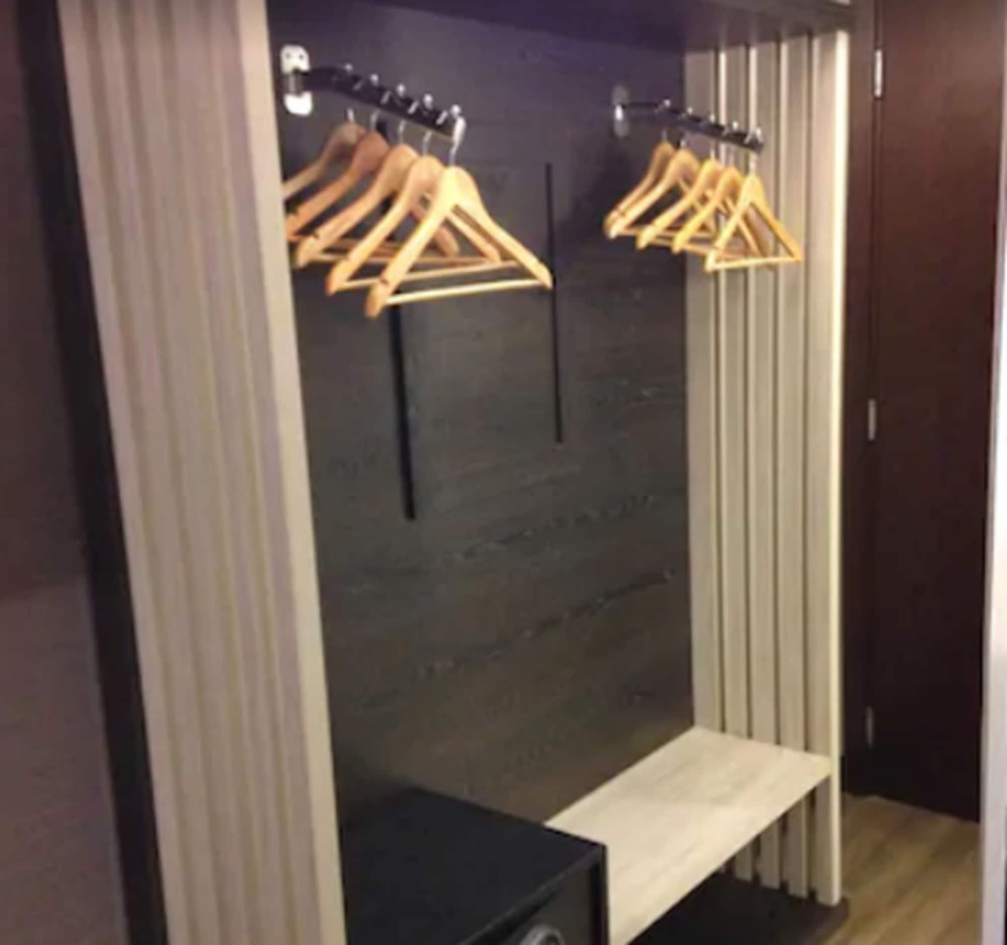 Hotel Atlantico Prime Rio de Janeiro Exteriör bild A wardrobe in a hotel room