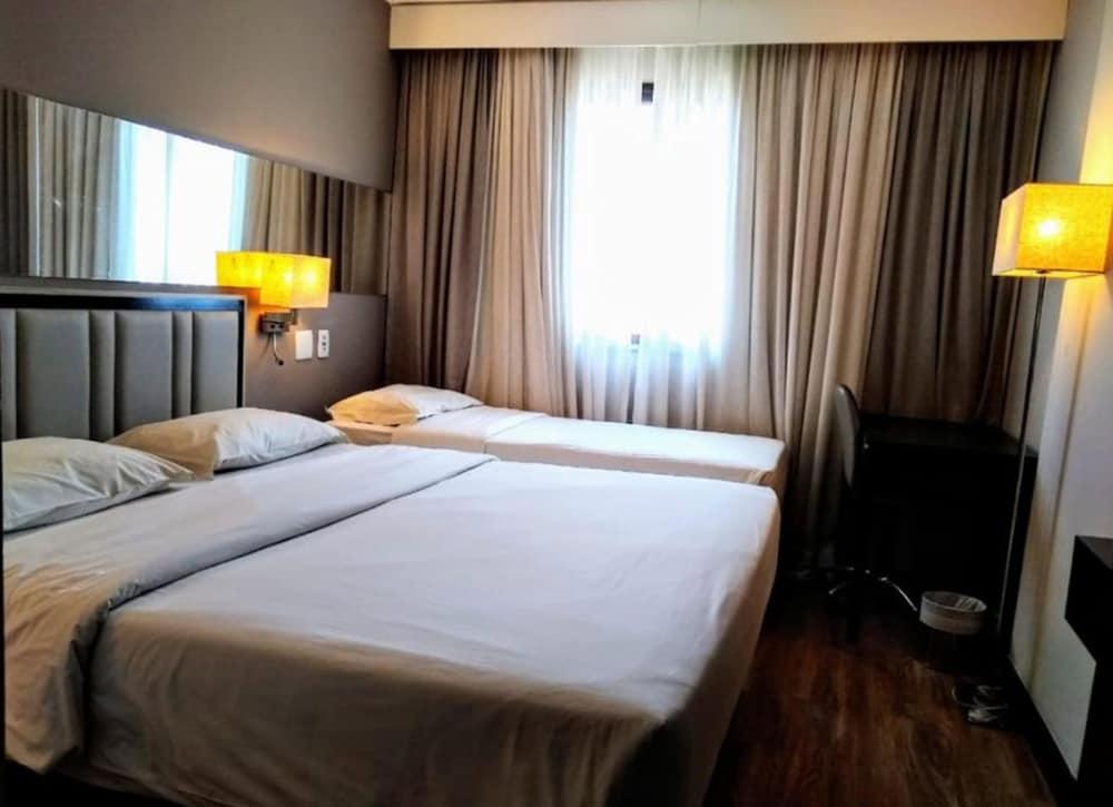 Hotel Atlantico Prime Rio de Janeiro Exteriör bild A room at the hotel
